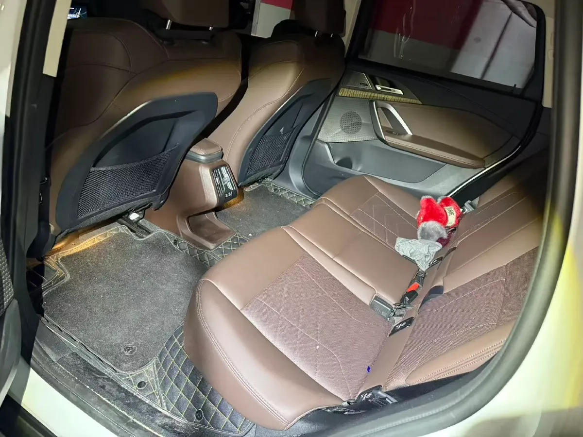 2023 BMW iX1 BEV 66.45KWH,autocango,china used car exporter,china ev exporter,chinese used car exporter,chinese used ev exporter