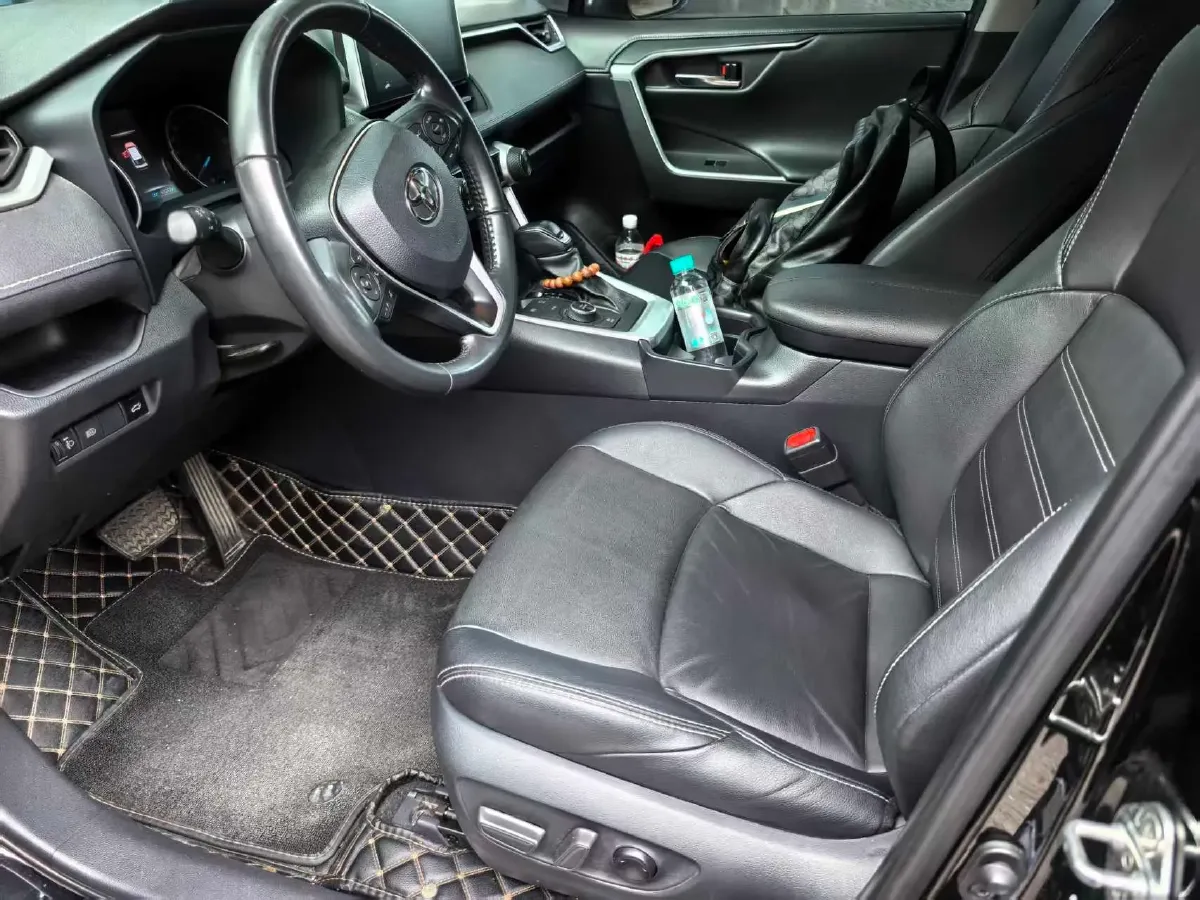 2022 Toyota Wildlander 2.5L 178HP L4 E-CVT Hybrid,autocango,china used car exporter,china ev exporter,chinese used car exporter,chinese used ev exporter