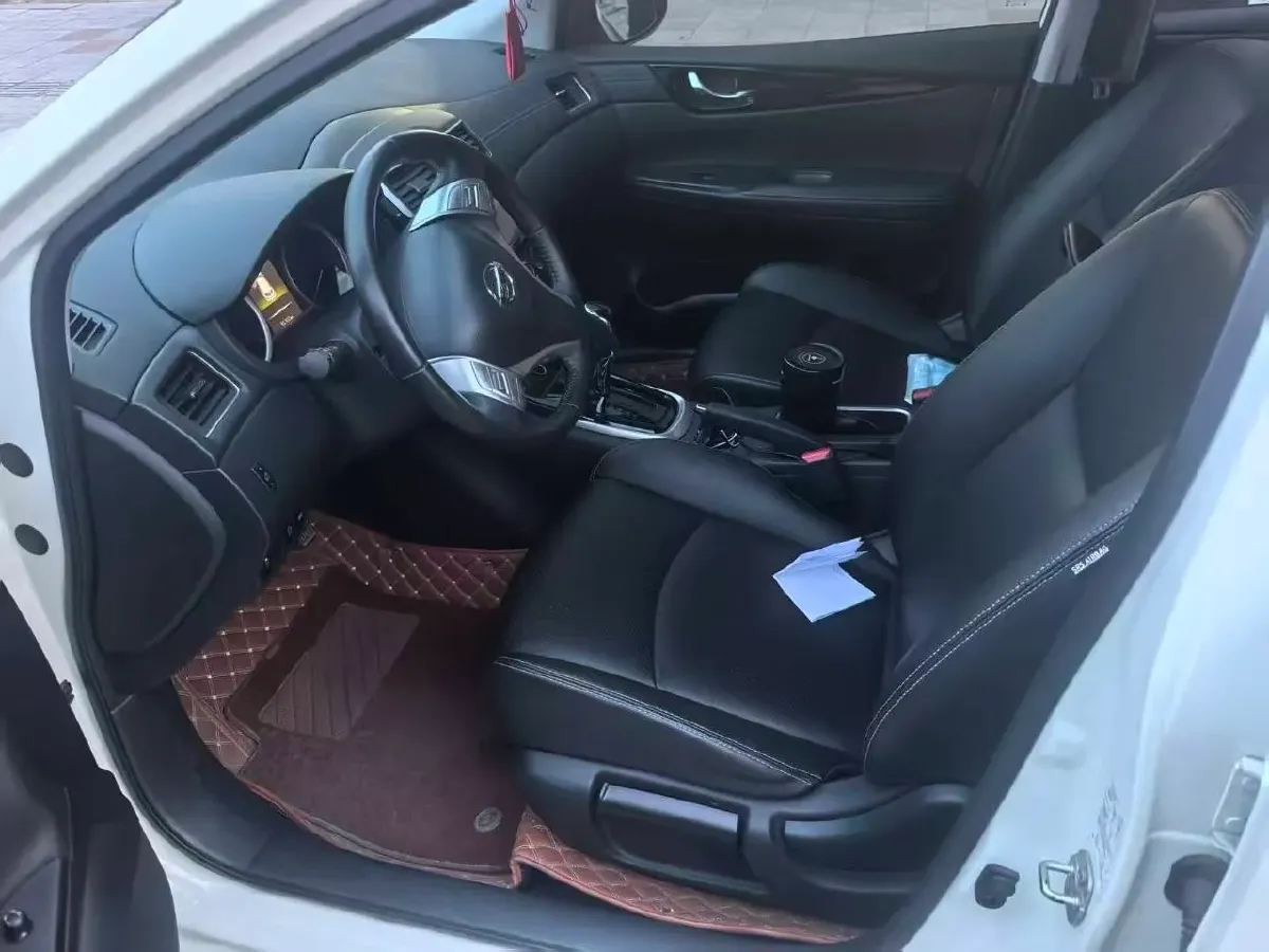 2021 Nissan Tiida 1.6L 122HP L4 CVT,autocango,china used car exporter,china ev exporter,chinese used car exporter,chinese used ev exporter