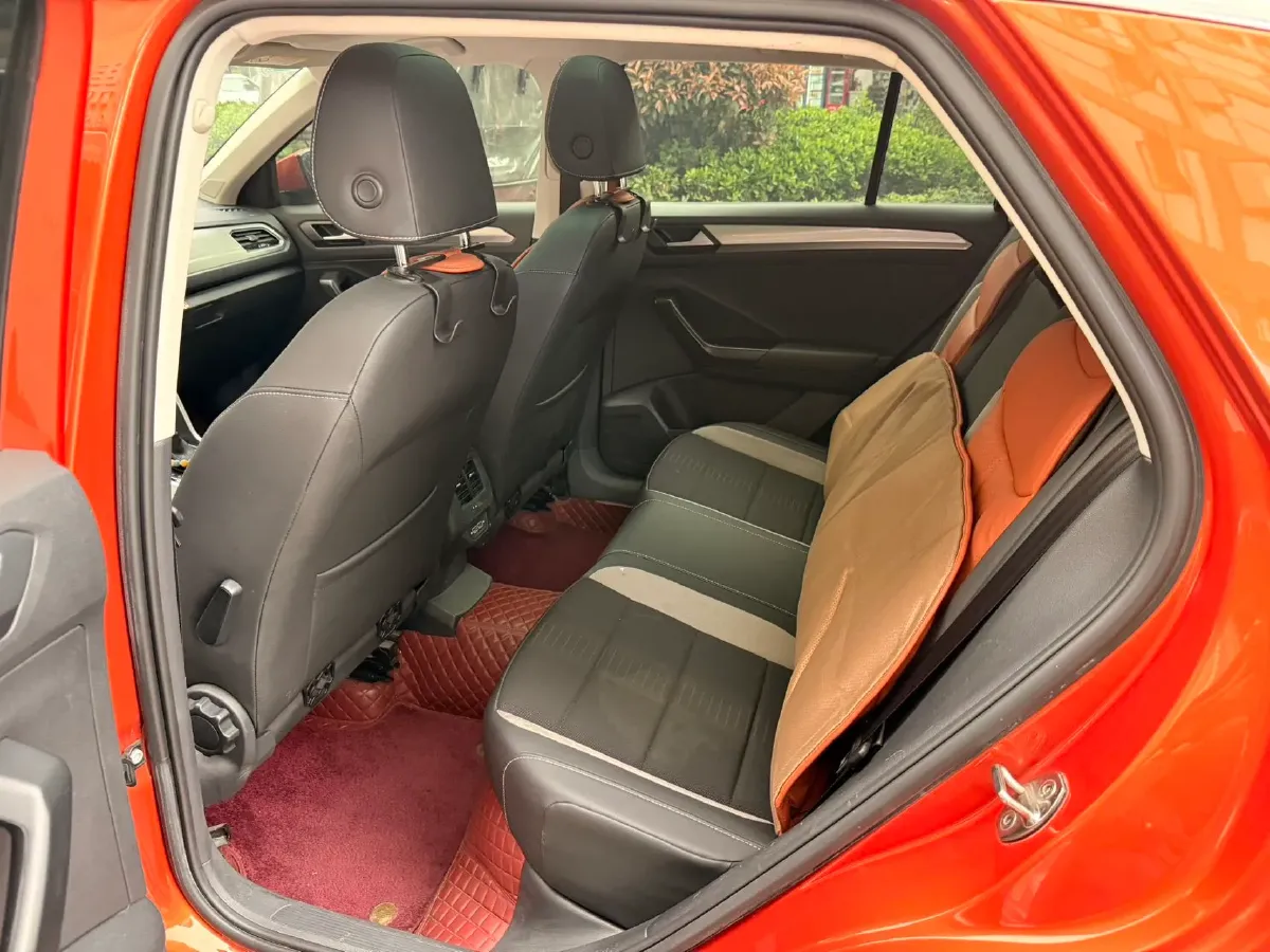 2019 Volkswagen T-Roc 1.4T 150HP L4 7DCT,autocango,china used car exporter,china ev exporter,chinese used car exporter,chinese used ev exporter