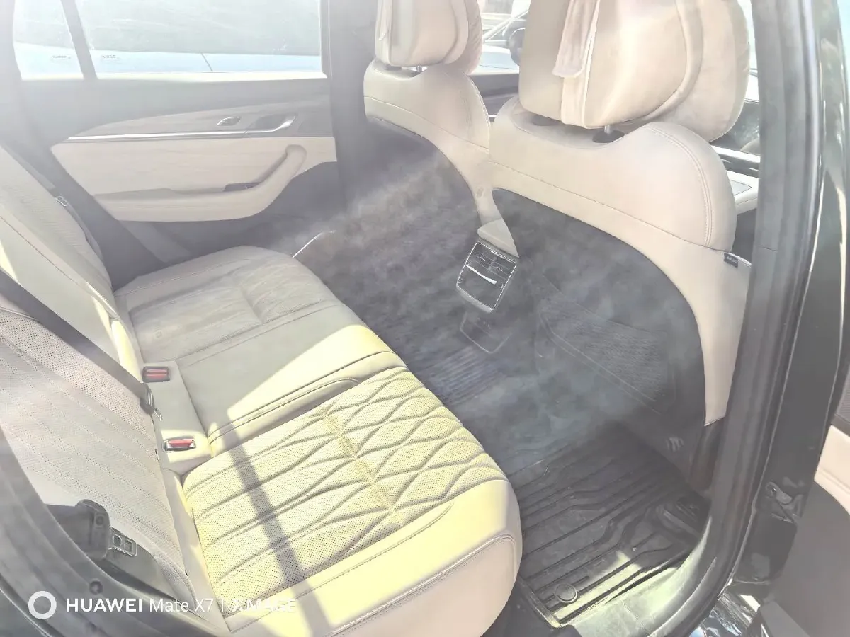 2025 Geely Monjaro 2.0T 238HP L4 8AT,autocango,china used car exporter,china ev exporter,chinese used car exporter,chinese used ev exporter