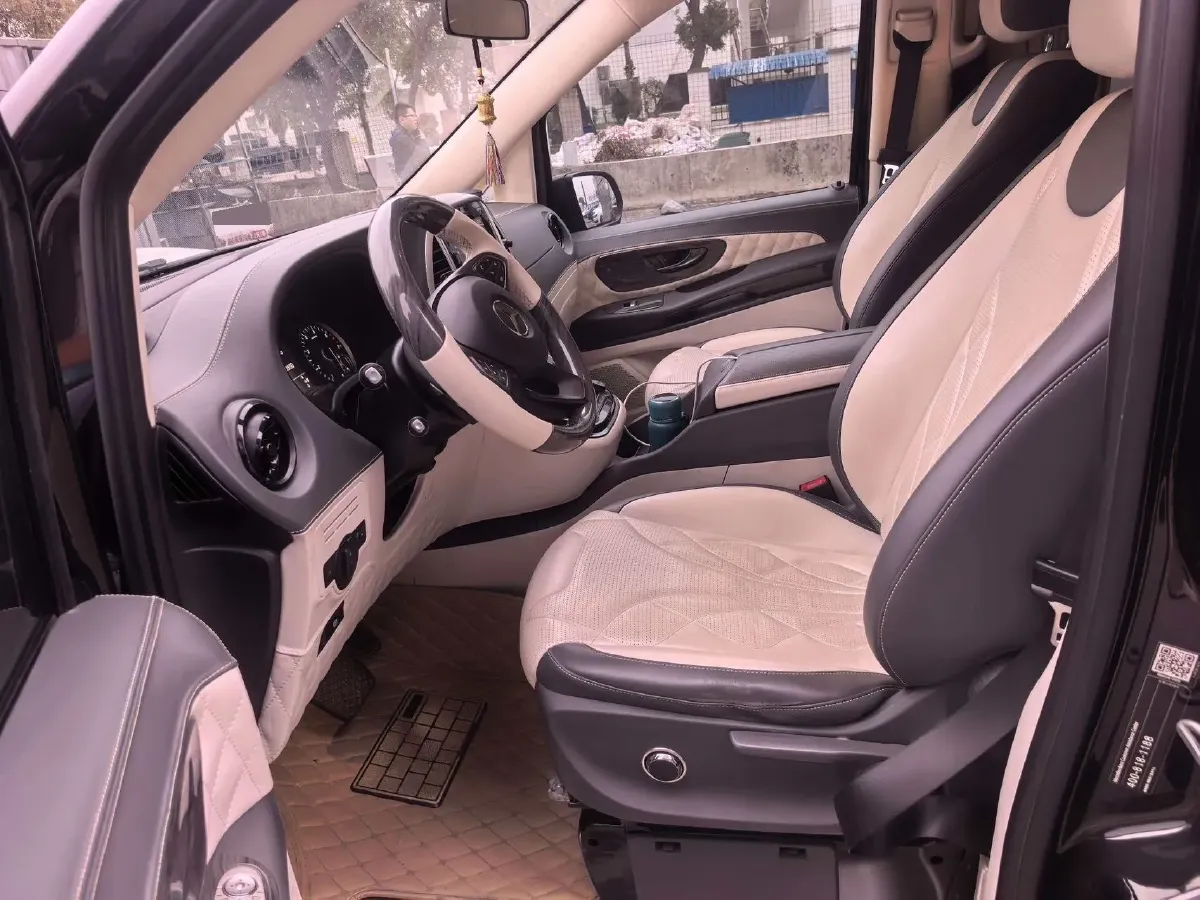 2021 Mercedes-Benz Vito 2.0T 211HP L4 9AT,autocango,china used car exporter,china ev exporter,chinese used car exporter,chinese used ev exporter