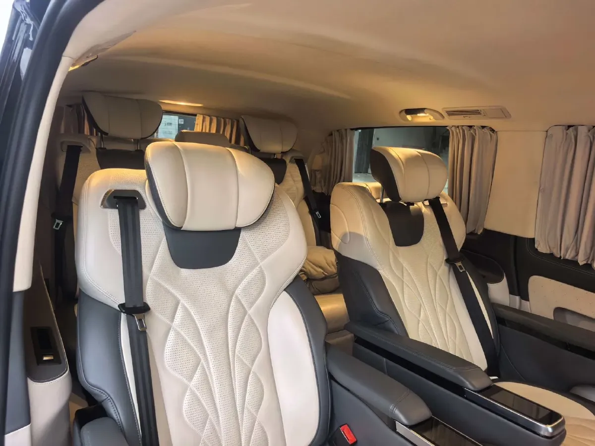 2021 Mercedes-Benz Vito 2.0T 211HP L4 9AT,autocango,china used car exporter,china ev exporter,chinese used car exporter,chinese used ev exporter