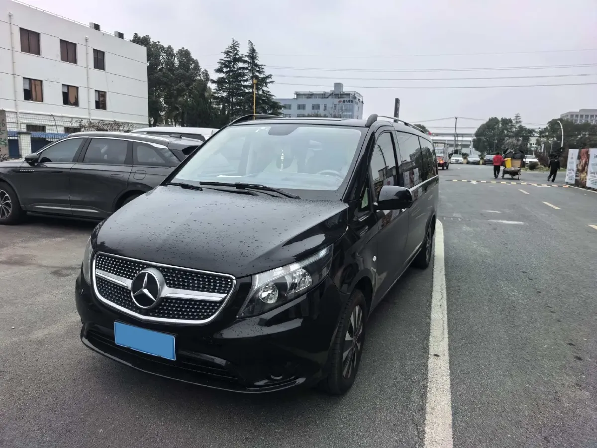 2021 Mercedes-Benz Vito 2.0T 211HP L4 9AT,autocango,china used car exporter,china ev exporter,chinese used car exporter,chinese used ev exporter