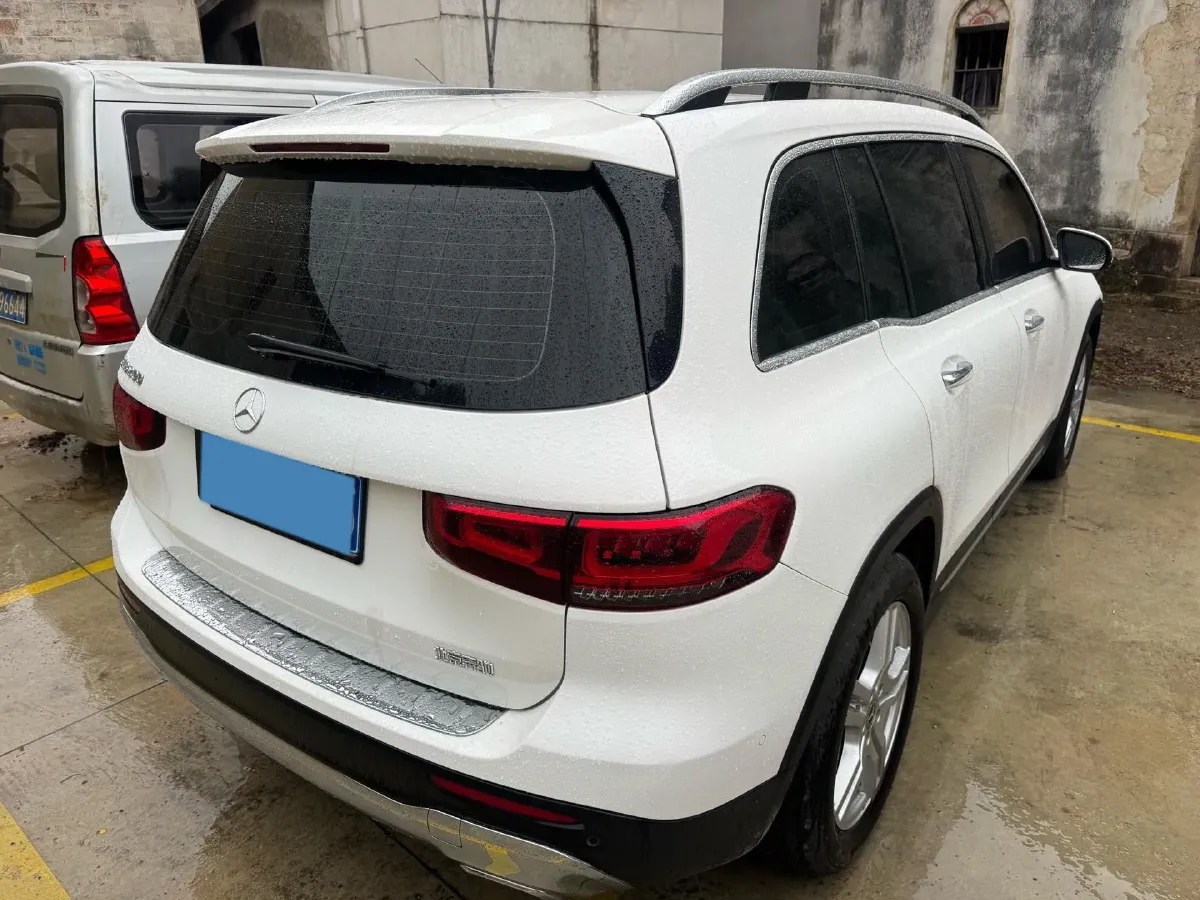 2021 Mercedes-Benz GLB Class 1.3T 163HP L4 7DCT,autocango,china used car exporter,china ev exporter,chinese used car exporter,chinese used ev exporter