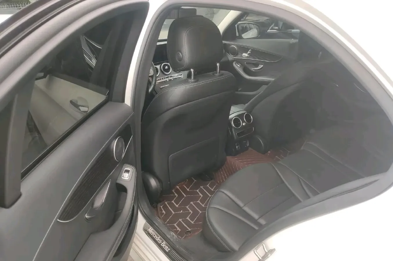 2021 Mercedes-Benz C Class 1.5T 156HP L4 9AT,autocango,china used car exporter,china ev exporter,chinese used car exporter,chinese used ev exporter