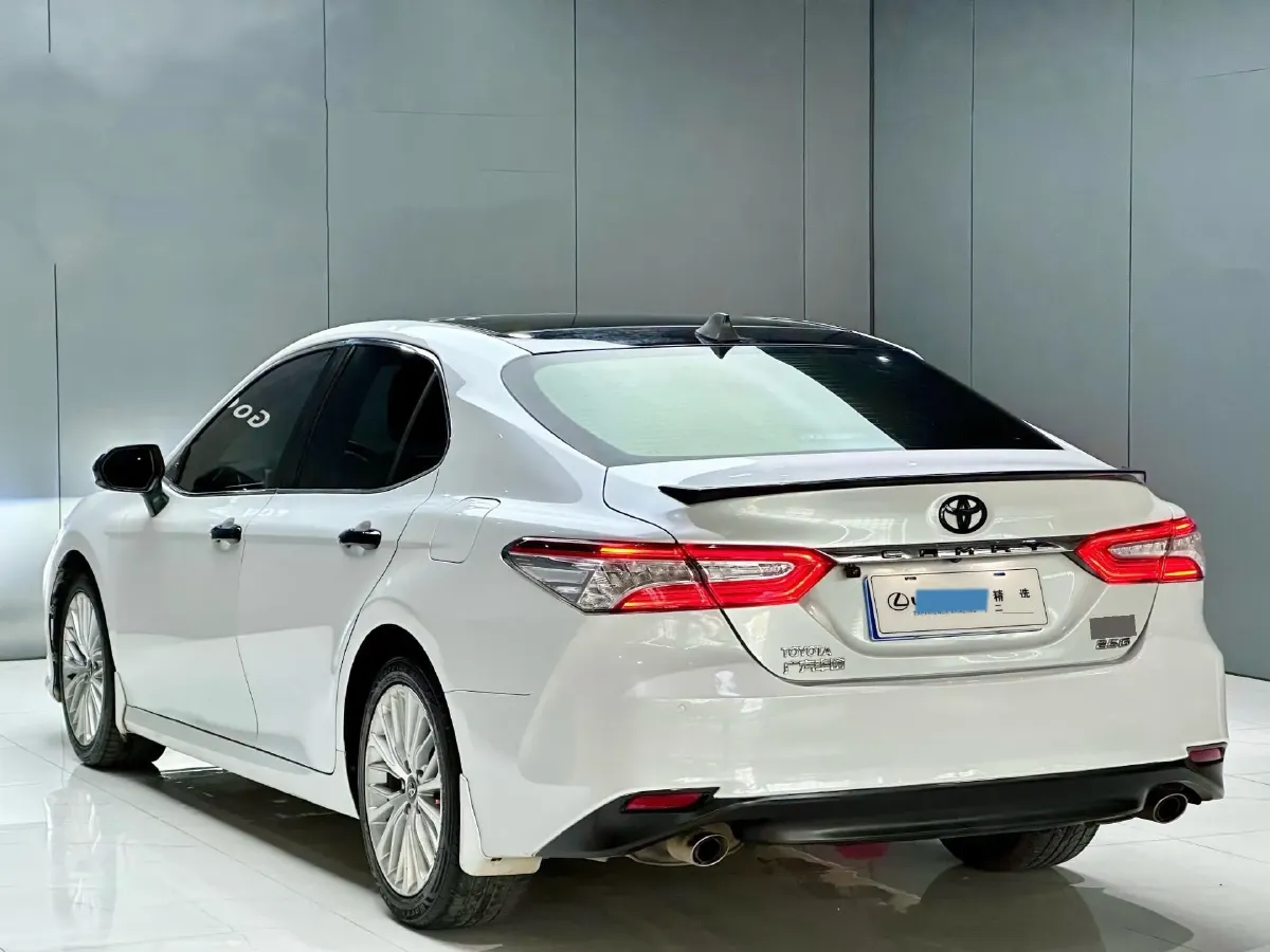 2018 Toyota Camry 2.5L 209HP L4 8AT,autocango,china used car exporter,china ev exporter,chinese used car exporter,chinese used ev exporter