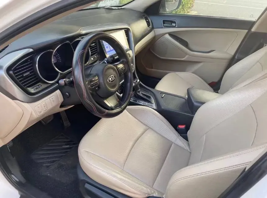 2015 Kia K5 2.0L 162HP L4 6AT,autocango,china used car exporter,china ev exporter,chinese used car exporter,chinese used ev exporter