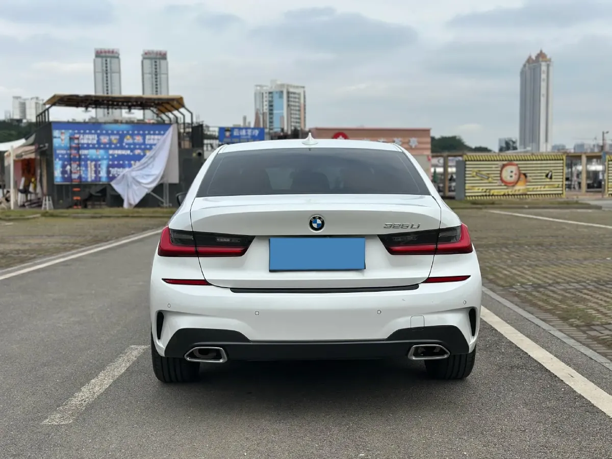 2021 BMW 3 Series 2.0T 184HP L4 8AT,autocango,china used car exporter,china ev exporter,chinese used car exporter,chinese used ev exporter