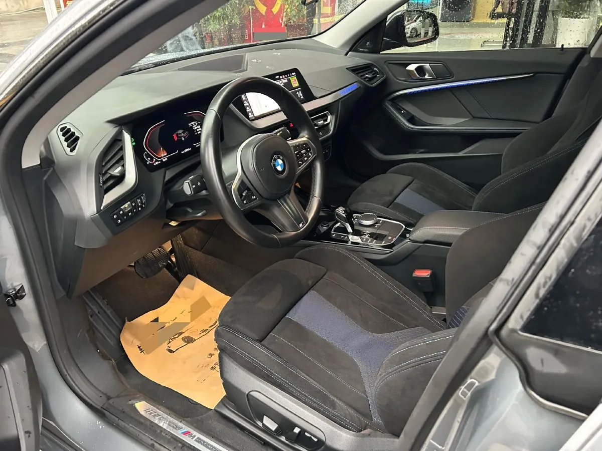 2023 BMW 2 Series 2.0T 178HP L4 7DCT,autocango,china used car exporter,china ev exporter,chinese used car exporter,chinese used ev exporter