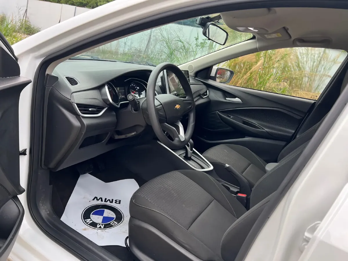 2020 Chevrolet Cavalier 1.0T 125HP L3 6AT,autocango,china used car exporter,china ev exporter,chinese used car exporter,chinese used ev exporter