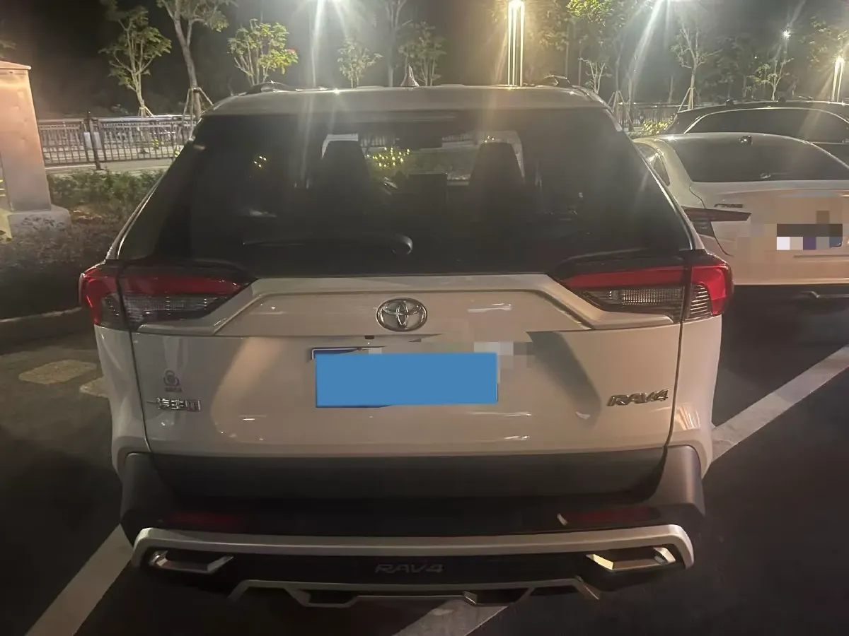 2022 Toyota RAV4 2.0L 171HP L4 CVT,autocango,china used car exporter,china ev exporter,chinese used car exporter,chinese used ev exporter