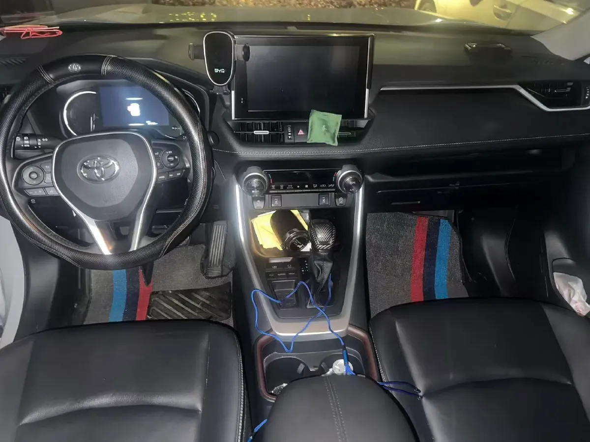 2022 Toyota RAV4 2.0L 171HP L4 CVT,autocango,china used car exporter,china ev exporter,chinese used car exporter,chinese used ev exporter