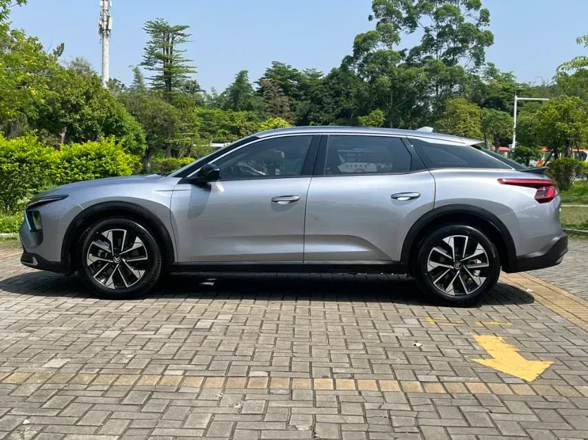 2023 Citroen C5 X 1.6T 175HP L4 8AT,autocango,china used car exporter,china ev exporter,chinese used car exporter,chinese used ev exporter