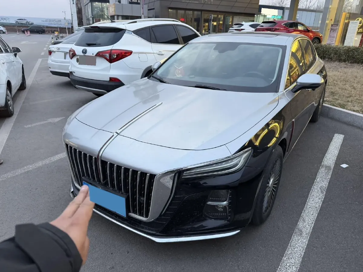 2023 HongQi H5 1.5T 169HP L4 7DCT,autocango,china used car exporter,china ev exporter,chinese used car exporter,chinese used ev exporter