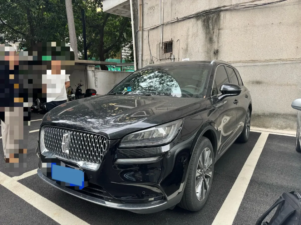2022 Lincoln Corsair 2.0T 245HP L4 8AT,autocango,china used car exporter,china ev exporter,chinese used car exporter,chinese used ev exporter