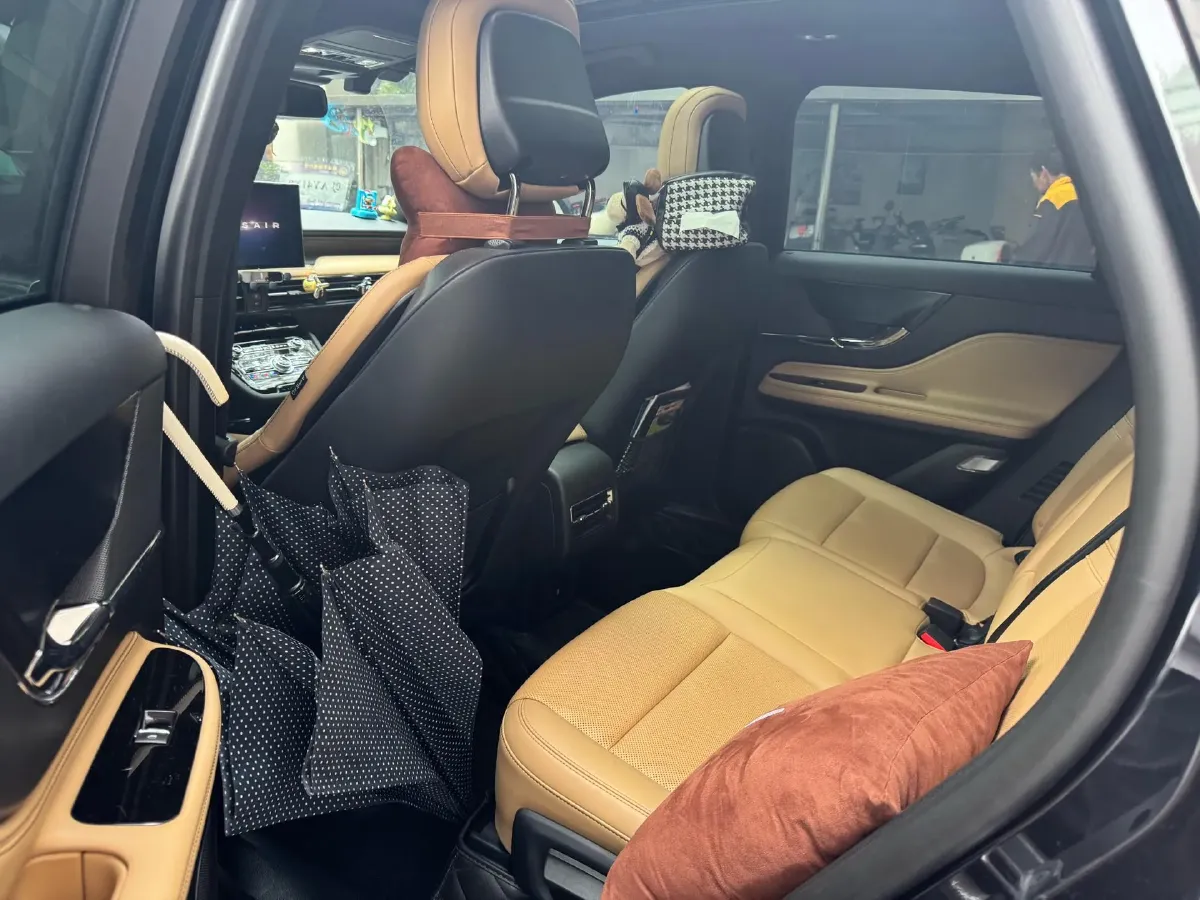 2022 Lincoln Corsair 2.0T 245HP L4 8AT,autocango,china used car exporter,china ev exporter,chinese used car exporter,chinese used ev exporter