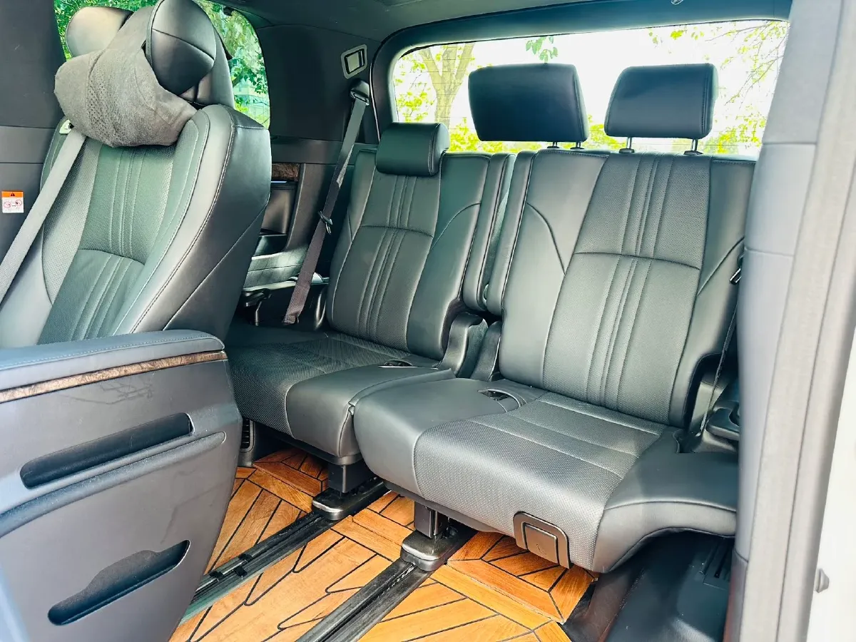 2021 Toyota Alphard 2.5L 117HP L4 E-CVT Hybrid,autocango,china used car exporter,china ev exporter,chinese used car exporter,chinese used ev exporter