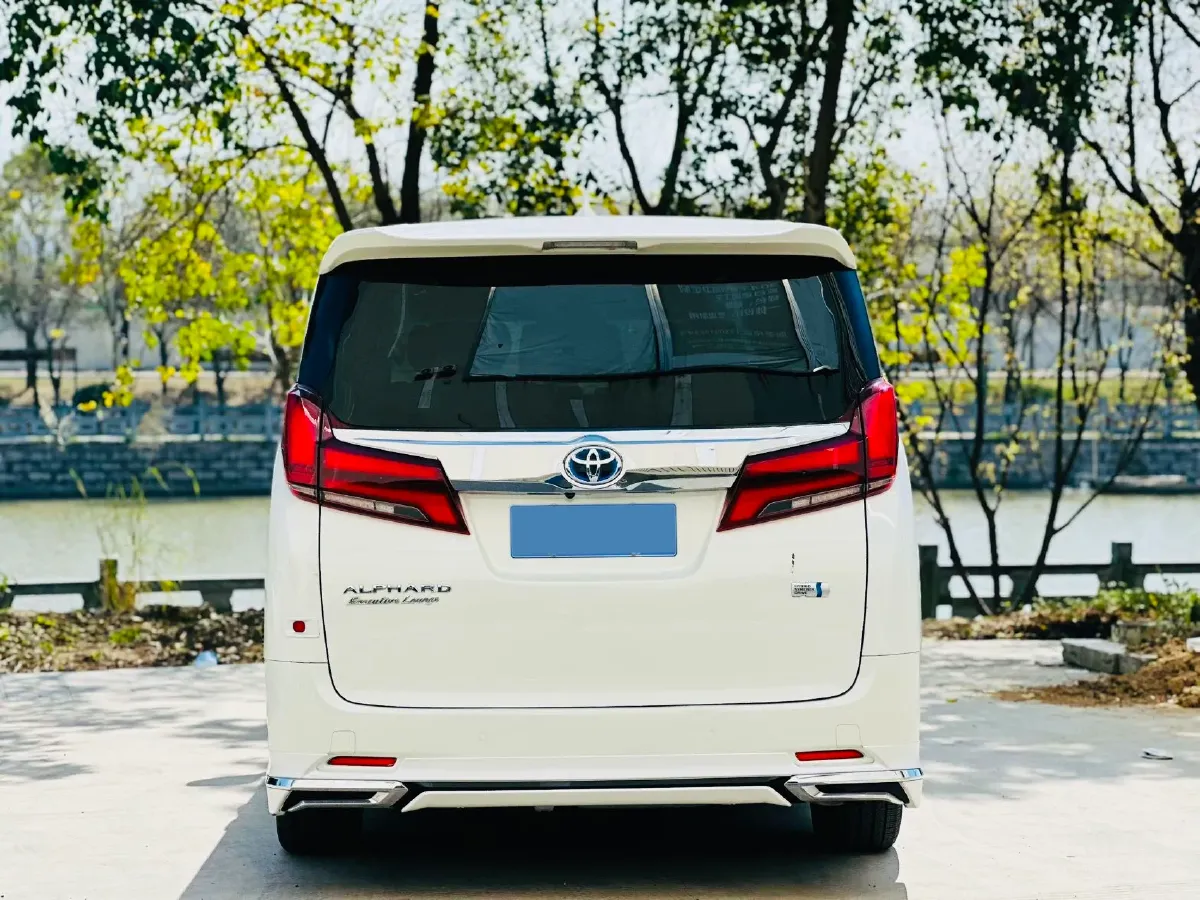 2021 Toyota Alphard 2.5L 117HP L4 E-CVT Hybrid,autocango,china used car exporter,china ev exporter,chinese used car exporter,chinese used ev exporter