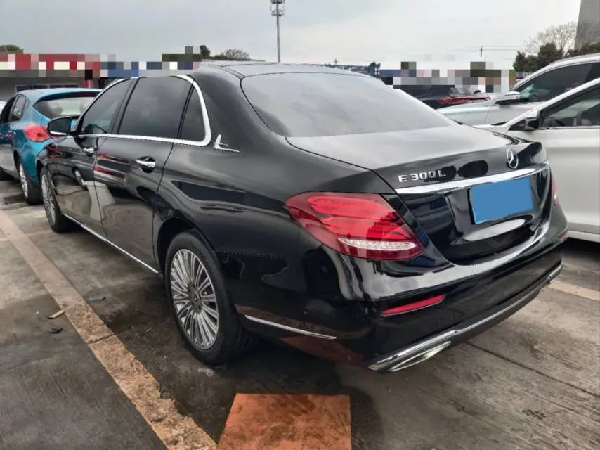 2020 Mercedes-Benz E Class 2.0T 258HP L4 9AT,autocango,china used car exporter,china ev exporter,chinese used car exporter,chinese used ev exporter