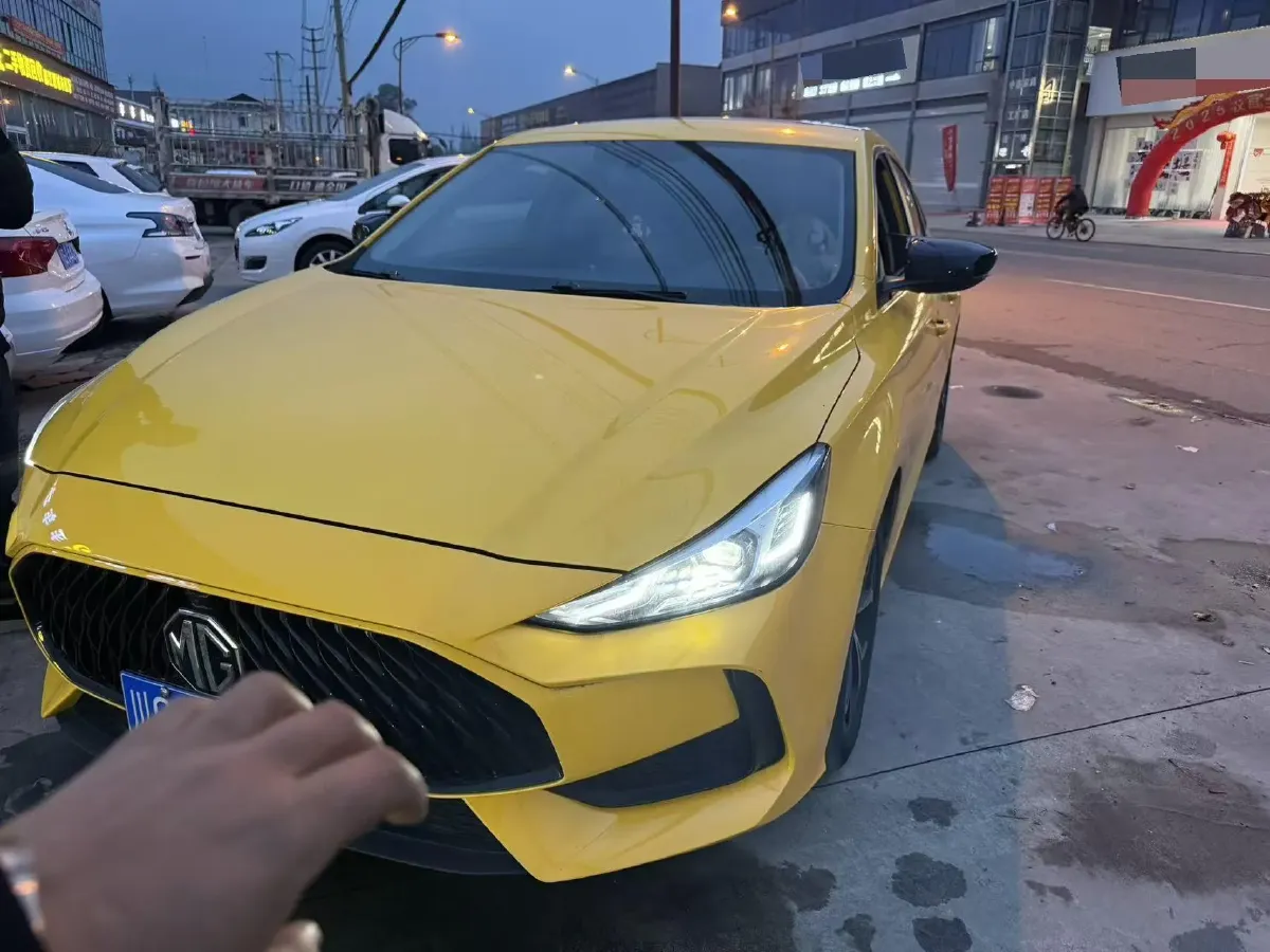 2021 MG 5 1.5L 120HP L4 5MT,autocango,china used car exporter,china ev exporter,chinese used car exporter,chinese used ev exporter