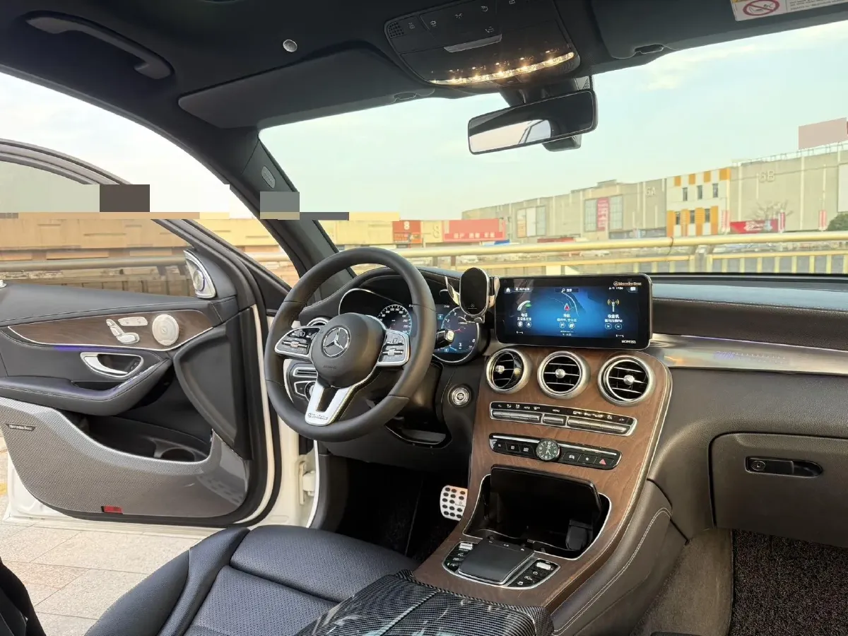 2020 Mercedes-Benz GLC Class 2.0T 197HP L4 9AT,autocango,china used car exporter,china ev exporter,chinese used car exporter,chinese used ev exporter