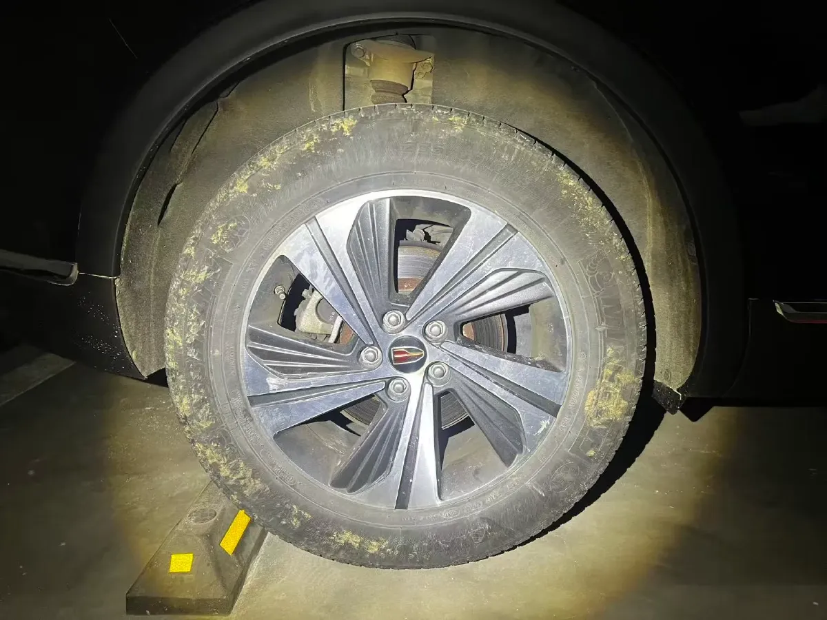 2019 HongQi HS5 2.0T 224HP L4 6AT,autocango,china used car exporter,china ev exporter,chinese used car exporter,chinese used ev exporter