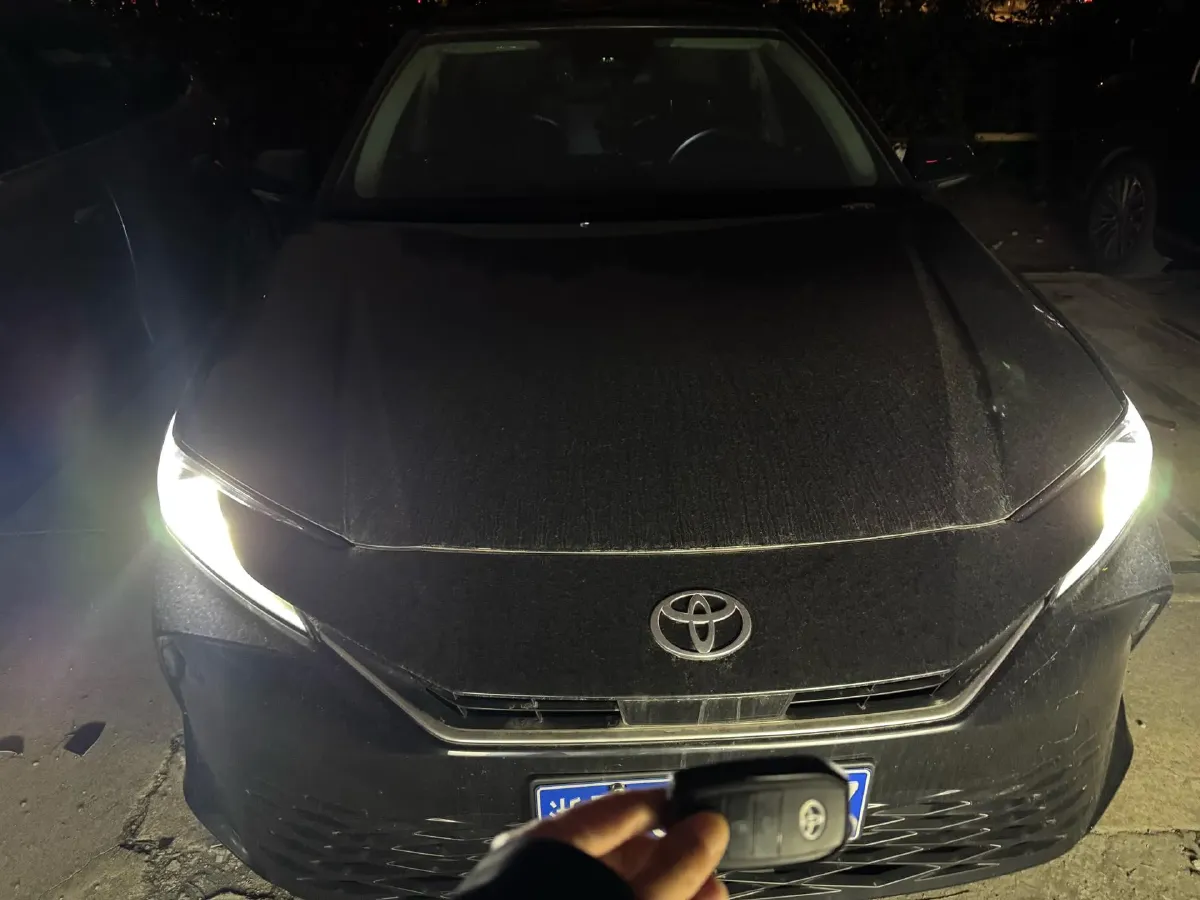 2024 Toyota Camry 2.0L 152HP L4 E-CVT Hybrid,autocango,china used car exporter,china ev exporter,chinese used car exporter,chinese used ev exporter