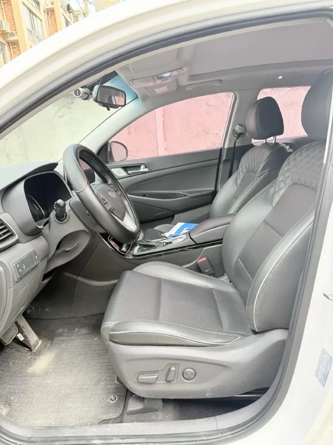 2019 Hyundai Tucson 1.6T 177HP L4 7DCT,autocango,china used car exporter,china ev exporter,chinese used car exporter,chinese used ev exporter