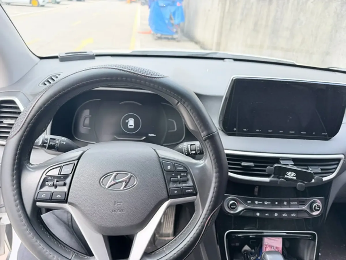 2019 Hyundai Tucson 1.6T 177HP L4 7DCT,autocango,china used car exporter,china ev exporter,chinese used car exporter,chinese used ev exporter