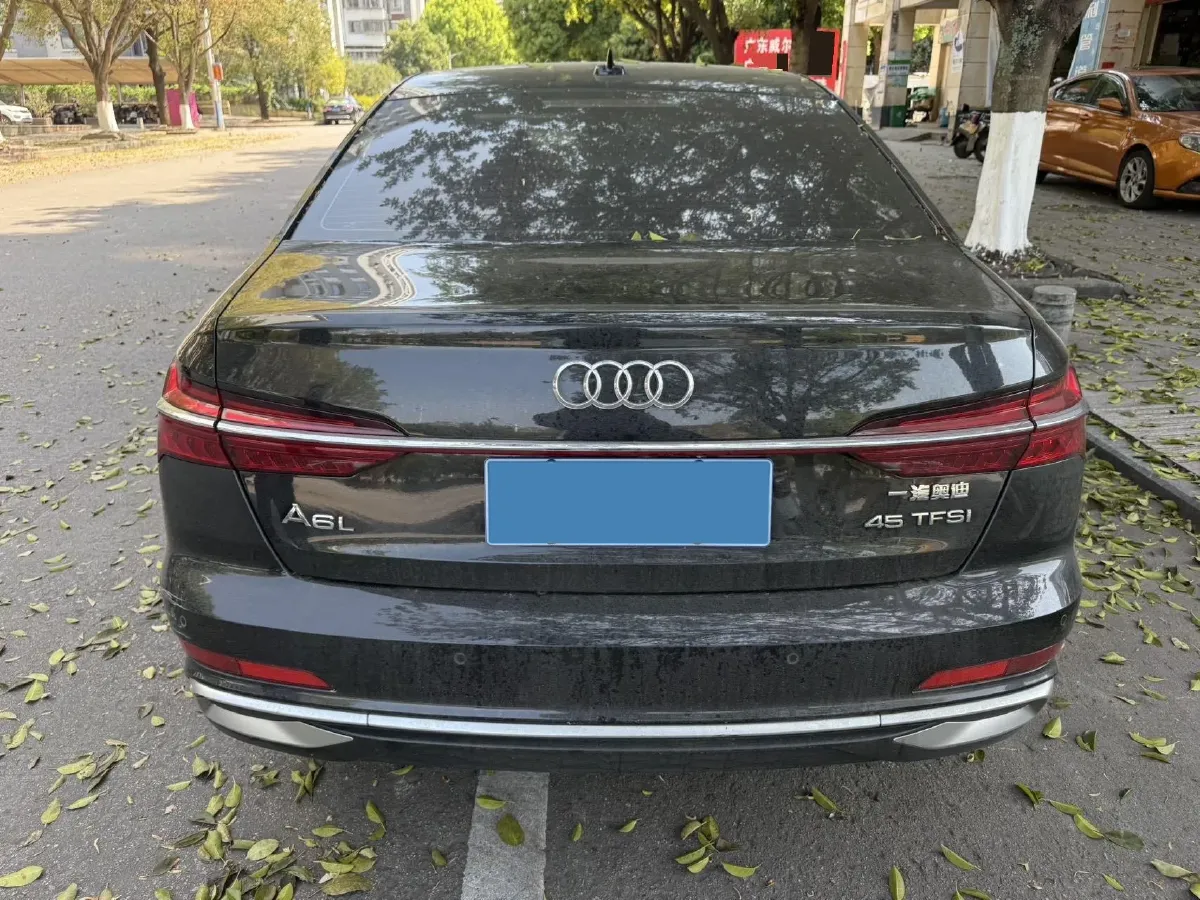 2023 Audi A6L 2.0T 245HP L4 7DCT,autocango,china used car exporter,china ev exporter,chinese used car exporter,chinese used ev exporter