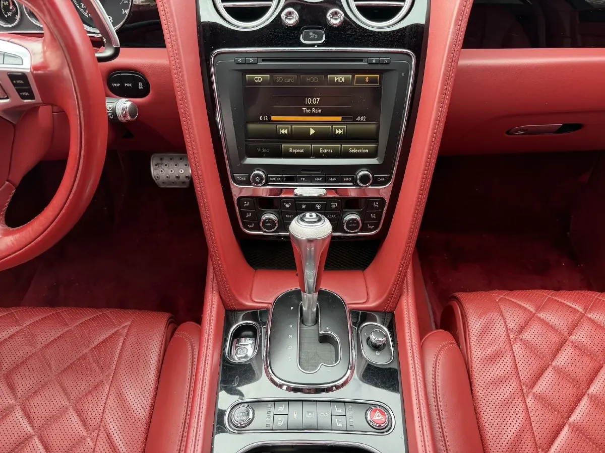 2017 Bentley Flying Spur 4.0T 507HP V8 8AT,autocango,china used car exporter,china ev exporter,chinese used car exporter,chinese used ev exporter