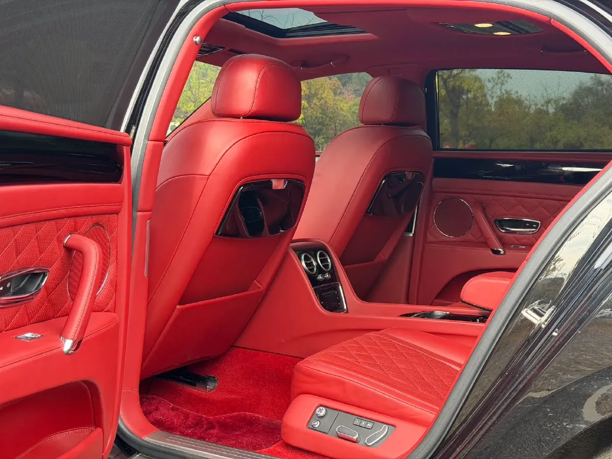 2017 Bentley Flying Spur 4.0T 507HP V8 8AT,autocango,china used car exporter,china ev exporter,chinese used car exporter,chinese used ev exporter