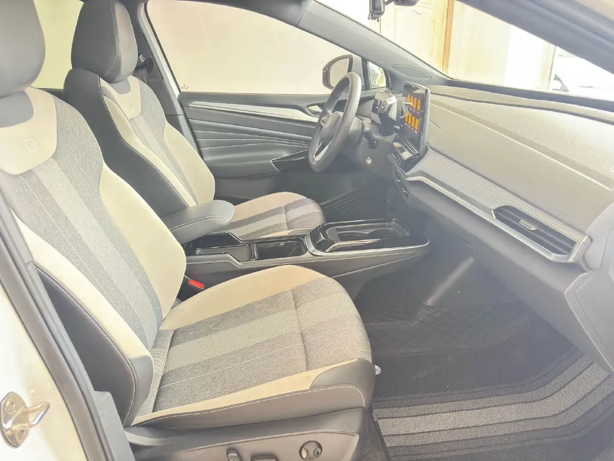 2021 Volkswagen ID.4 Crozz BEV 84.8KWH,autocango,china used car exporter,china ev exporter,chinese used car exporter,chinese used ev exporter