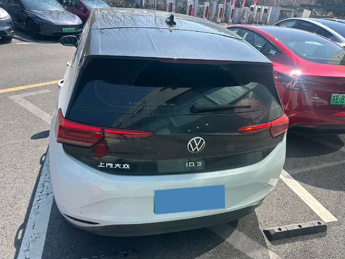 2023 Volkswagen ID.3 BEV 52.8KWH,autocango,china used car exporter,china ev exporter,chinese used car exporter,chinese used ev exporter