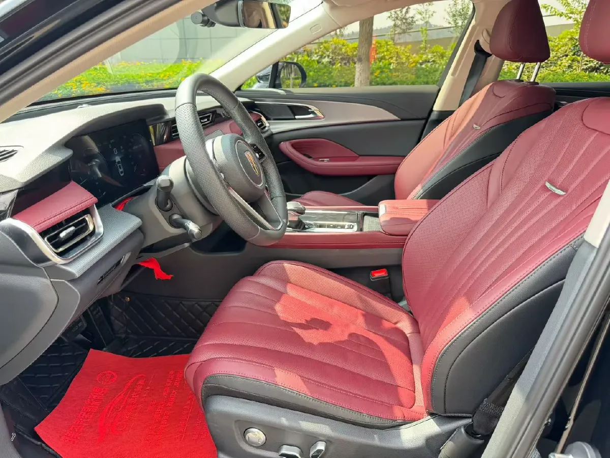 2023 HongQi H5 2.0T 224HP L4 8AT,autocango,china used car exporter,china ev exporter,chinese used car exporter,chinese used ev exporter