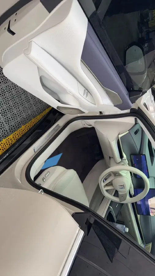 2026 Avatr 07 1.5T 156HP L4 REEV,autocango,china used car exporter,china ev exporter,chinese used car exporter,chinese used ev exporter