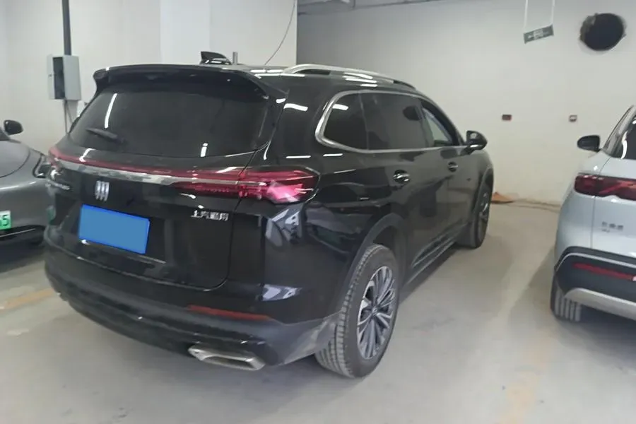 2025 Buick EnvisionPlus 2.0T 237HP L4 9AT,autocango,china used car exporter,china ev exporter,chinese used car exporter,chinese used ev exporter