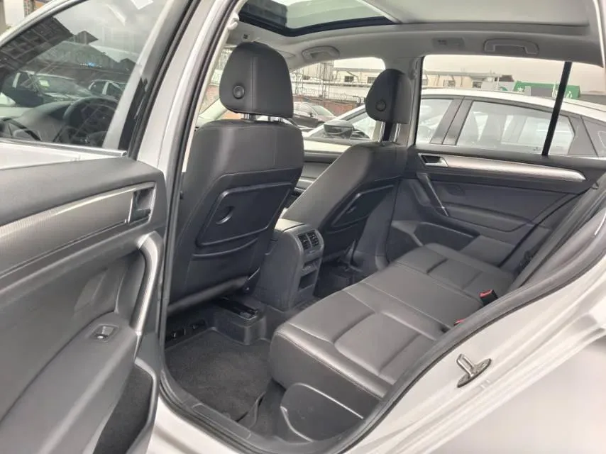 2019 Volkswagen Passat 1.4T 150HP L4 7DCT,autocango,china used car exporter,china ev exporter,chinese used car exporter,chinese used ev exporter