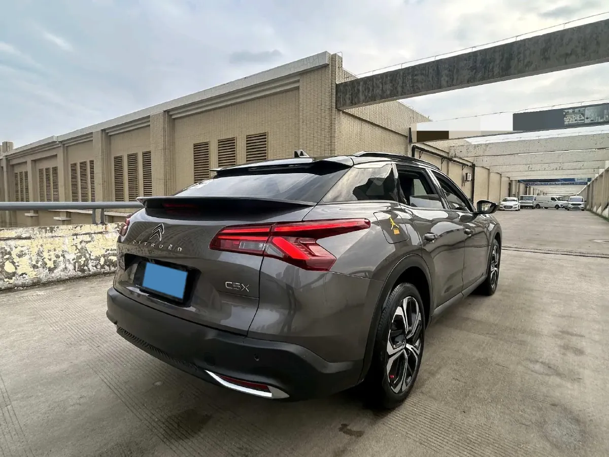 2021 Citroen C5 X 1.6T 175HP L4 8AT,autocango,china used car exporter,china ev exporter,chinese used car exporter,chinese used ev exporter