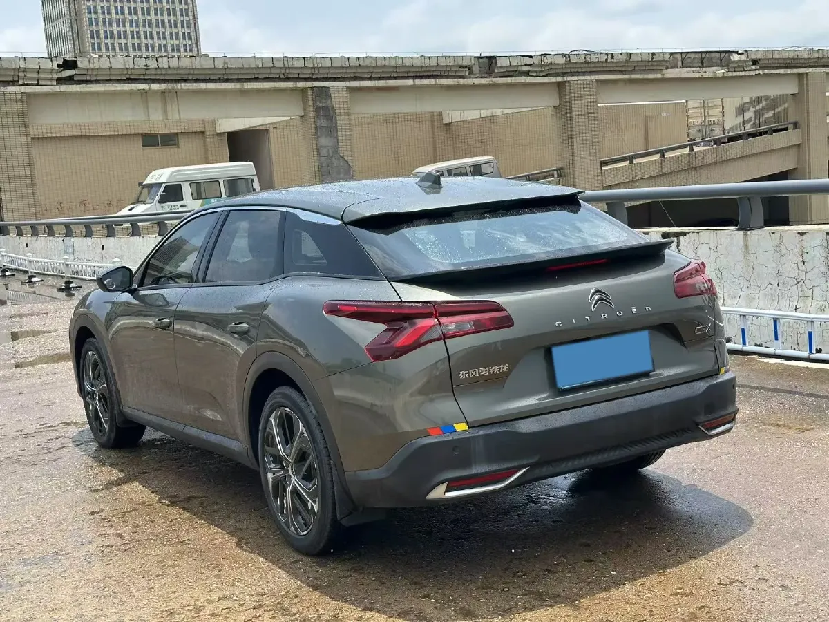 2021 Citroen C5 X 1.6T 175HP L4 8AT,autocango,china used car exporter,china ev exporter,chinese used car exporter,chinese used ev exporter
