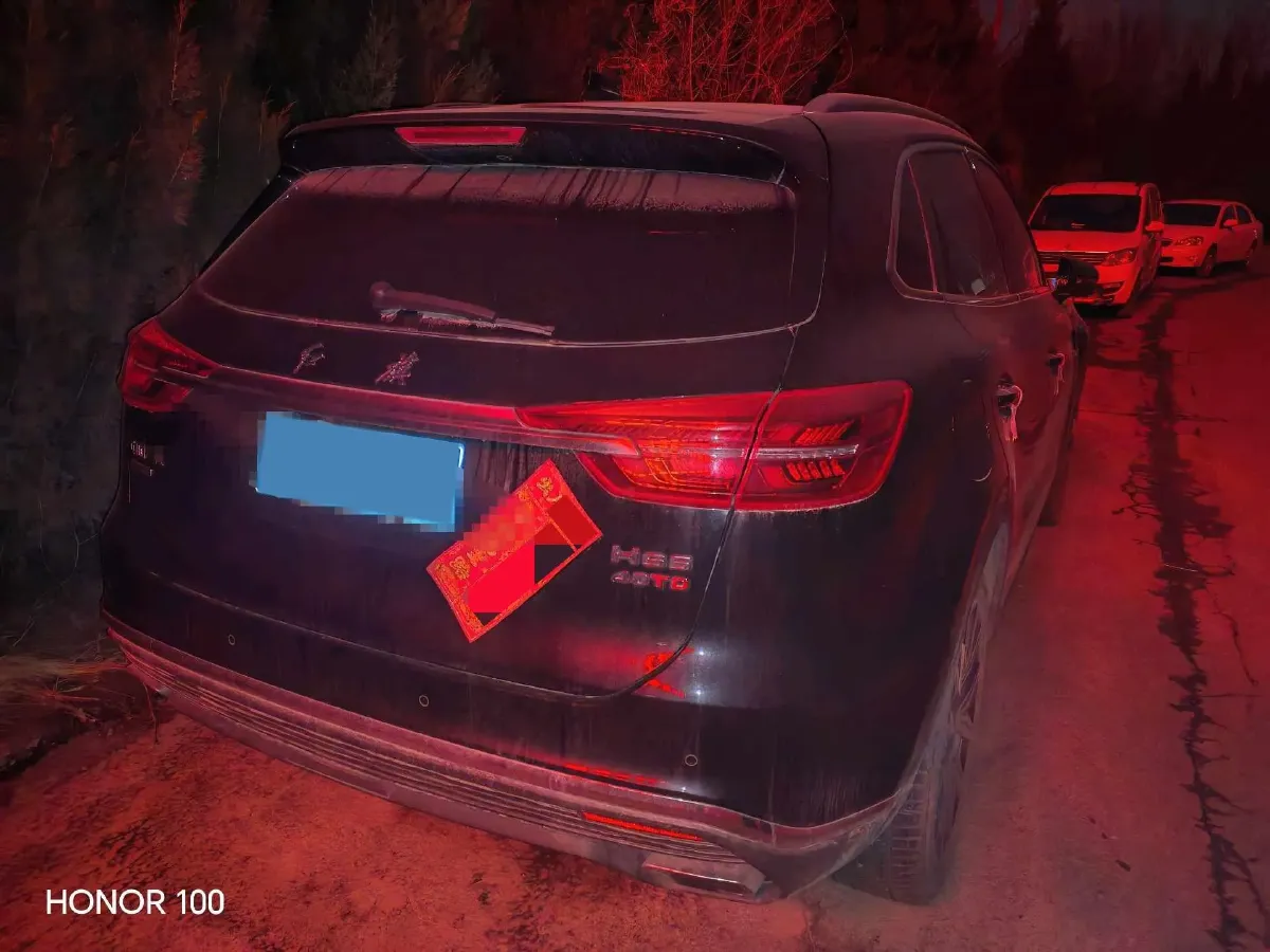 2022 HongQi HS5 2.0T 224HP L4 6AT,autocango,china used car exporter,china ev exporter,chinese used car exporter,chinese used ev exporter