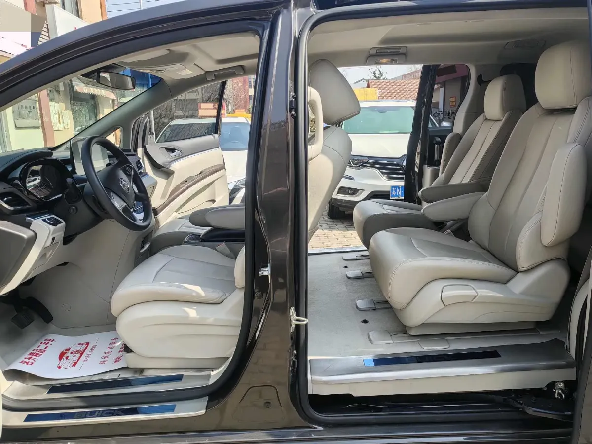 2021 Buick GL8 2.0T 237HP L4 9AT,autocango,china used car exporter,china ev exporter,chinese used car exporter,chinese used ev exporter