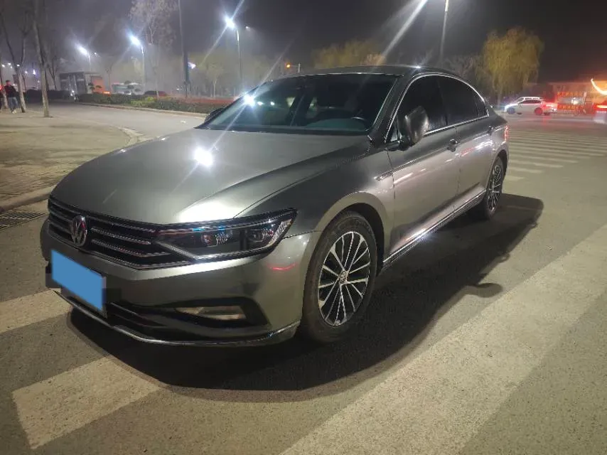 2020 Volkswagen Magotan 2.0T 186HP L4 7DCT,autocango,china used car exporter,china ev exporter,chinese used car exporter,chinese used ev exporter