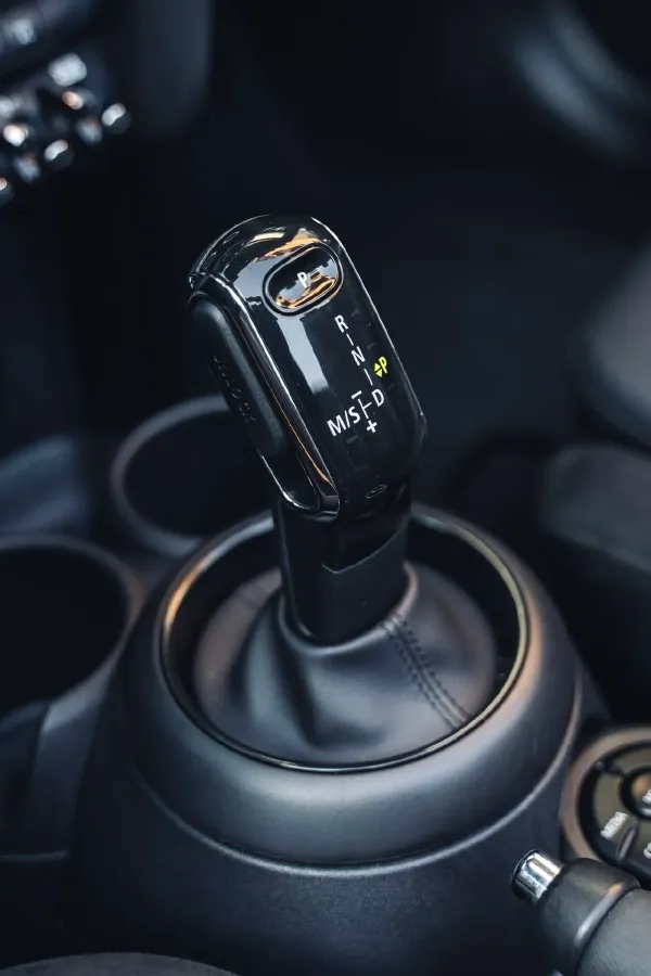 2022 MINI MINI 2.0T 192HP L4 7DCT,autocango,china used car exporter,china ev exporter,chinese used car exporter,chinese used ev exporter