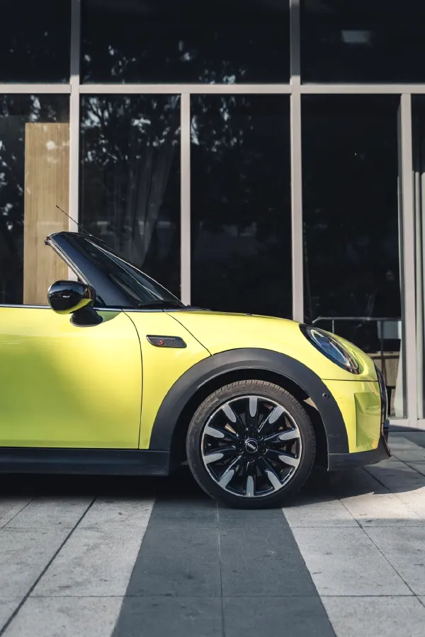 2022 MINI MINI 2.0T 192HP L4 7DCT,autocango,china used car exporter,china ev exporter,chinese used car exporter,chinese used ev exporter