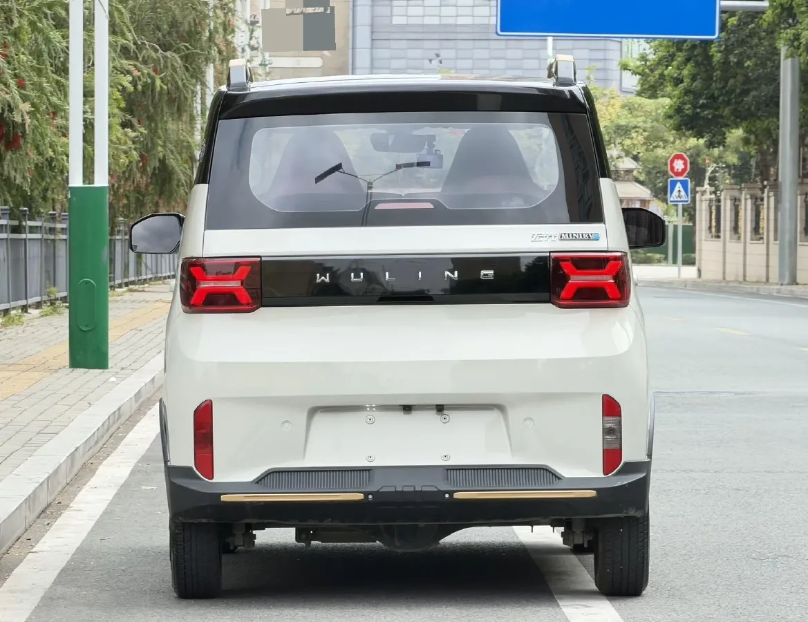 2022 WuLing HongGuang MINI EV BEV 17.3KWH,autocango,china used car exporter,china ev exporter,chinese used car exporter,chinese used ev exporter