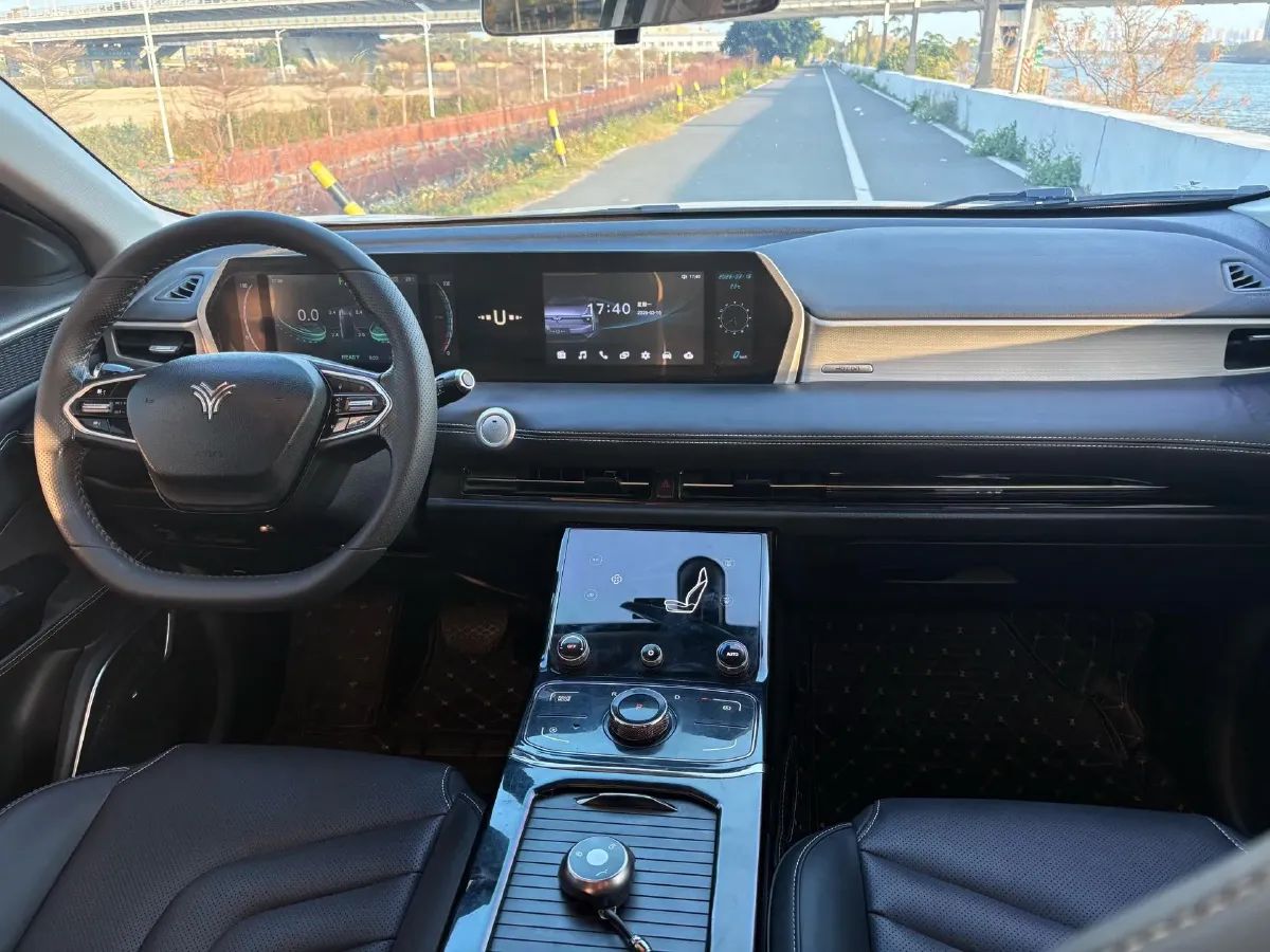 2022 GAC Trumpchi GS4 Plus 2.0T 252HP L4 6AT,autocango,china used car exporter,china ev exporter,chinese used car exporter,chinese used ev exporter