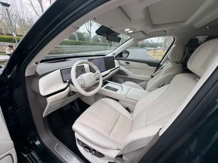 2025 WEY BlueMountain 1.5T 170HP L4 4DHT PHEV 44.5KWH,autocango,china used car exporter,china ev exporter,chinese used car exporter,chinese used ev exporter