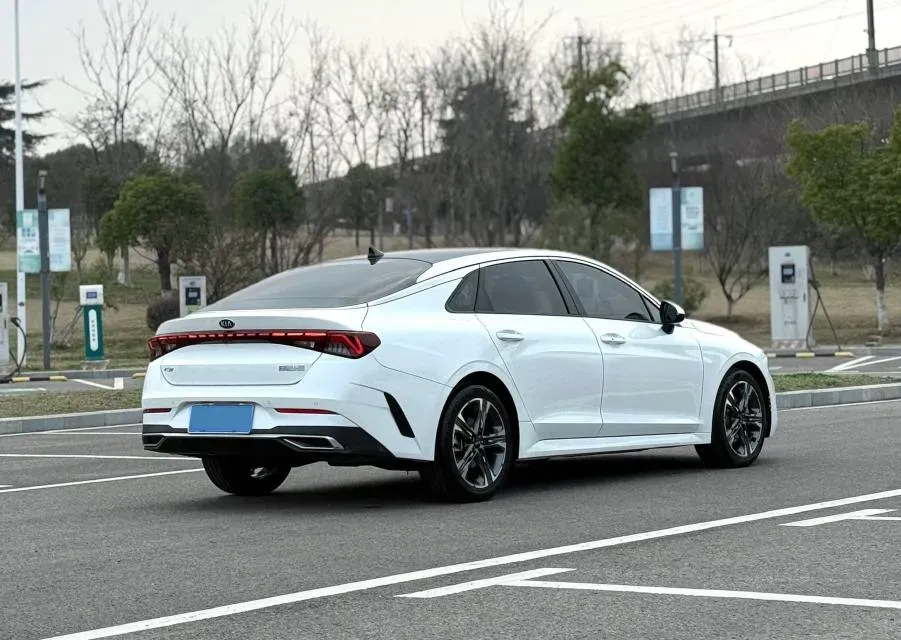 2020 Kia K5 1.5T 170HP L4 7DCT,autocango,china used car exporter,china ev exporter,chinese used car exporter,chinese used ev exporter